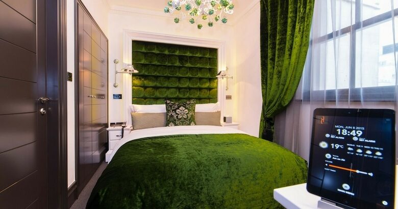 The Exhibitionist Hotel