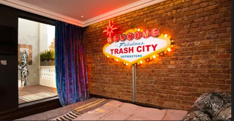 The Exhibitionist Hotel