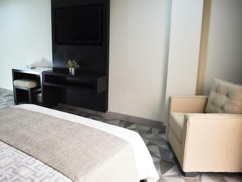Hotel Corona Plaza