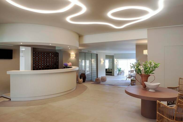Hotel Is Molas Resort