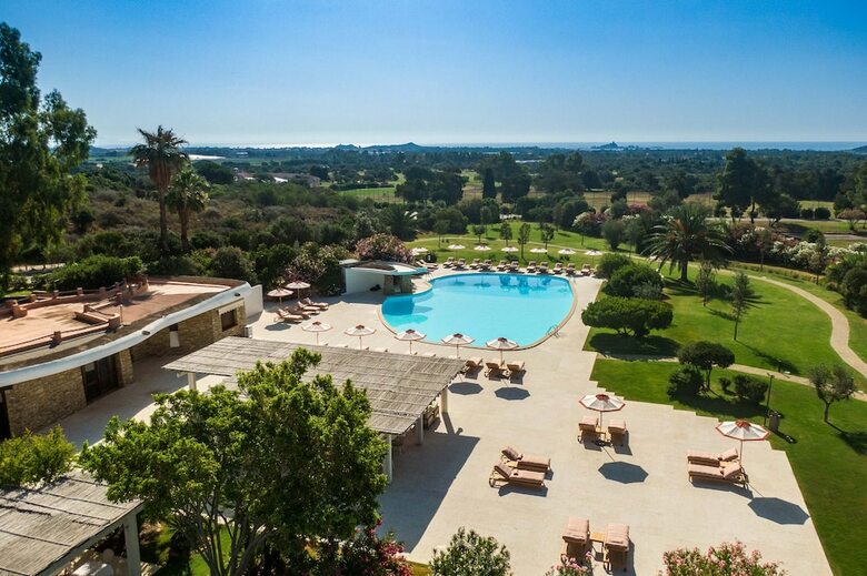 Hotel Is Molas Resort