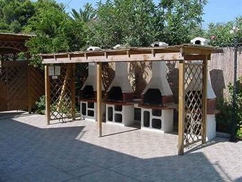 Hotel Palm Village