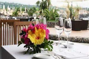 Hotel Santa Tecla Palace