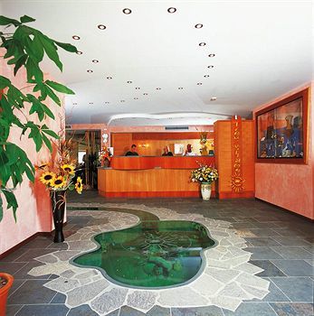 Hotel Trevi Village