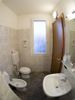 Adelphi Bed & Breakfast