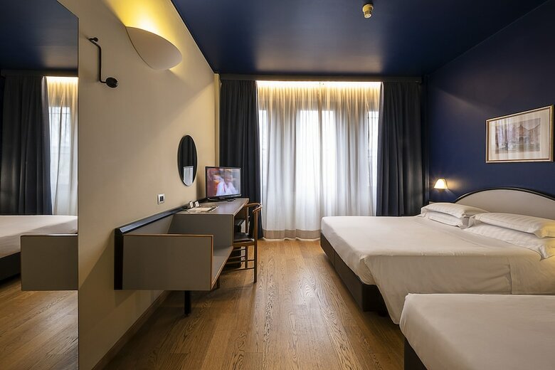 Hotel Touring
