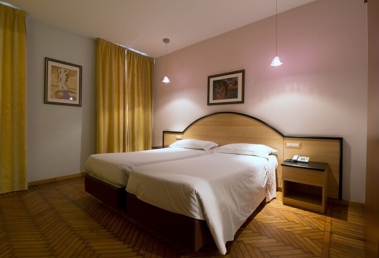 Hotel Touring