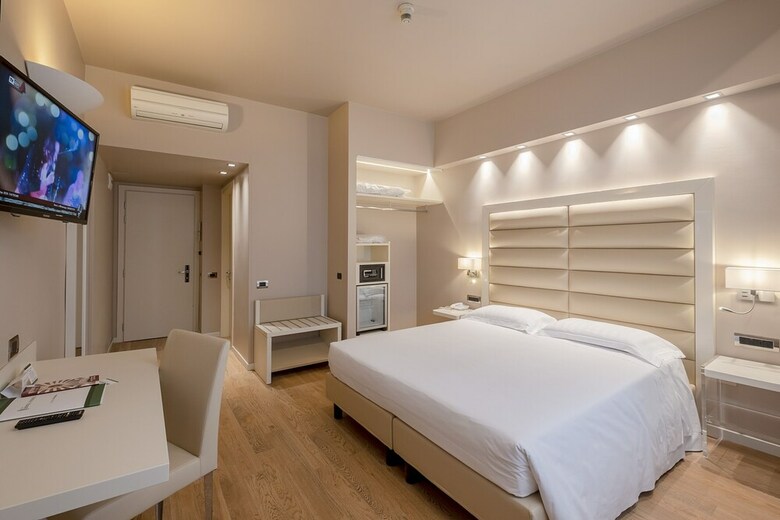 Hotel Touring