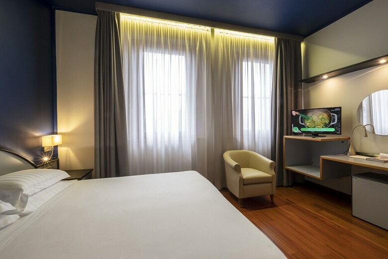 Hotel Touring
