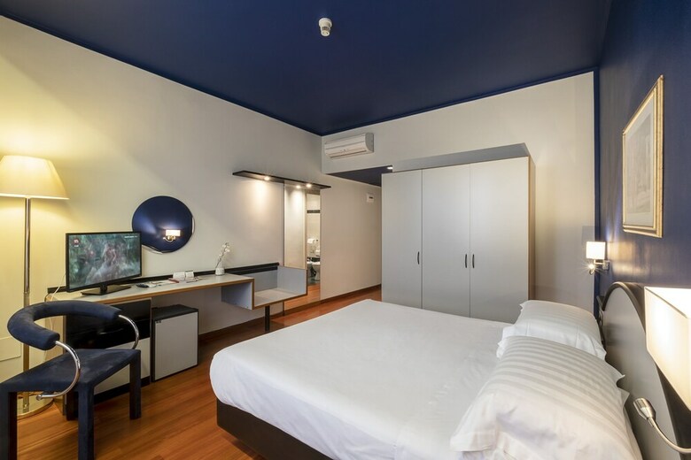 Hotel Touring