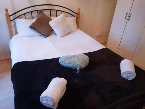 Edinburgh City Centre Aishia/sakina Apartment