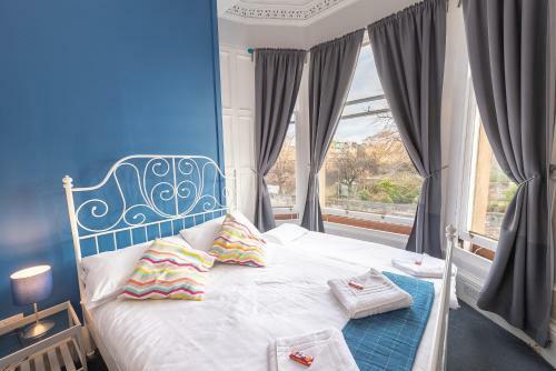 Hostal Edinburgh Caledonian Guesthouse