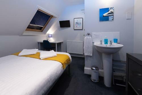 Hostal Edinburgh Caledonian Guesthouse