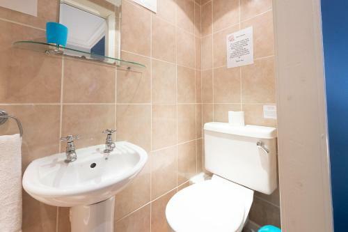 Hostal Edinburgh Caledonian Guesthouse
