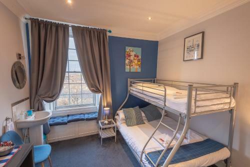 Hostal Edinburgh Caledonian Guesthouse
