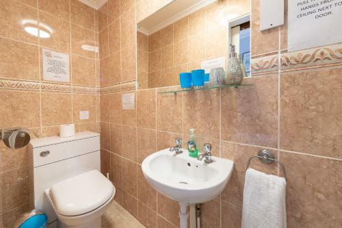 Hostal Edinburgh Caledonian Guesthouse