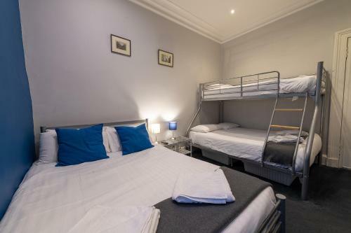Hostal Edinburgh Caledonian Guesthouse