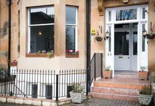 Hostal Edinburgh Caledonian Guesthouse