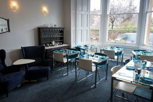 Hostal Edinburgh Caledonian Guesthouse