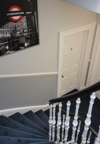 Hostal Edinburgh Caledonian Guesthouse