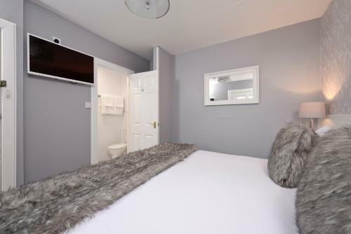 Bed & Breakfast Alpha Guest House