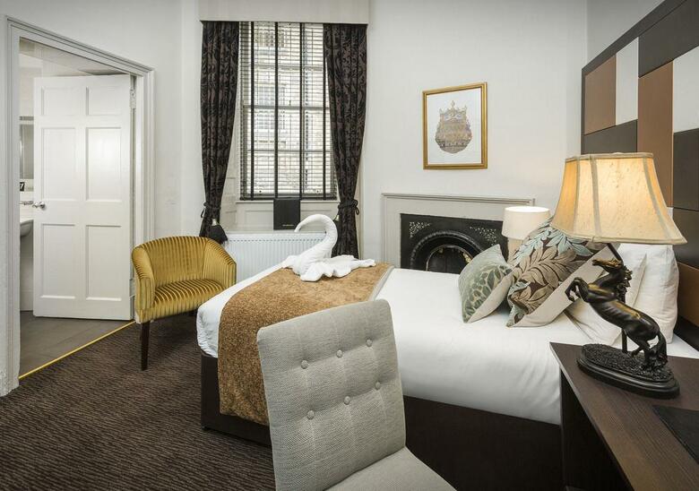 Albany Ballantrae Hotel