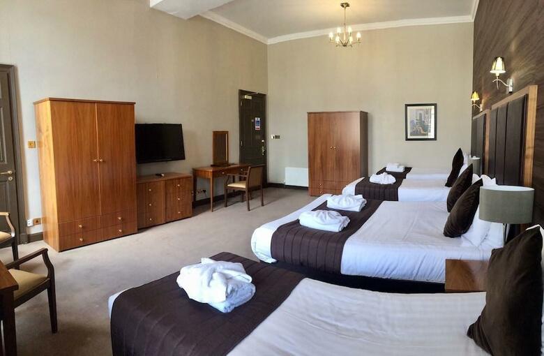 Albany Ballantrae Hotel