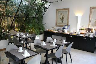 New Hotel Saint Charles