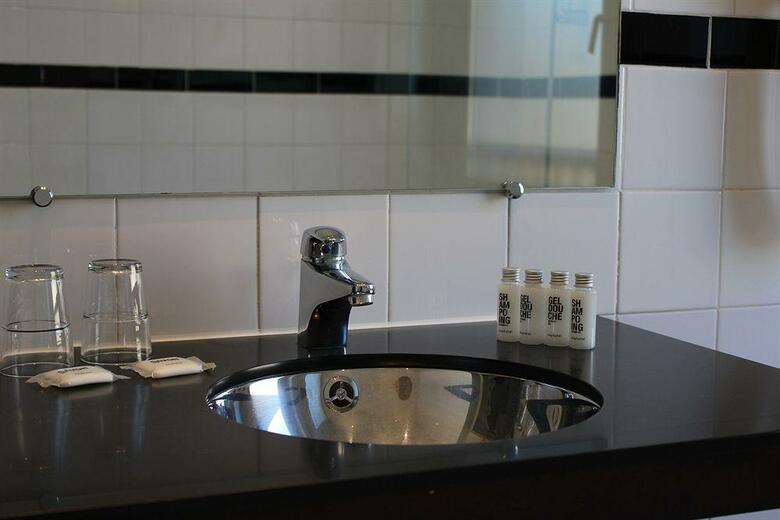 New Hotel Saint Charles