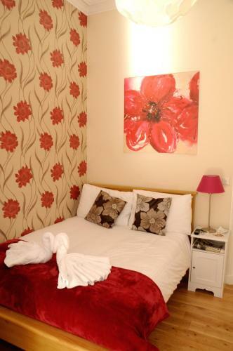 Hostal Balmore Guest House