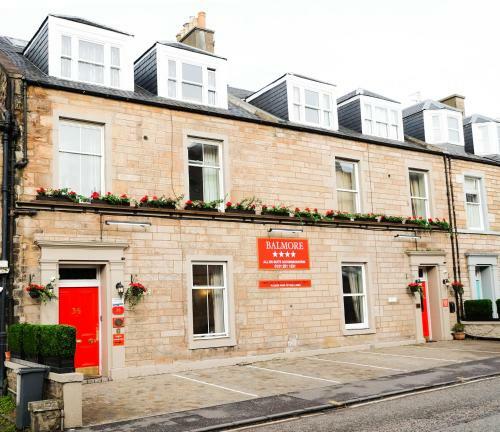 Hostal Balmore Guest House