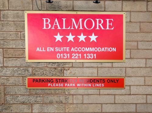 Hostal Balmore Guest House