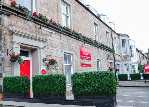 Hostal Balmore Guest House