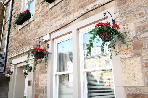 Hostal Balmore Guest House