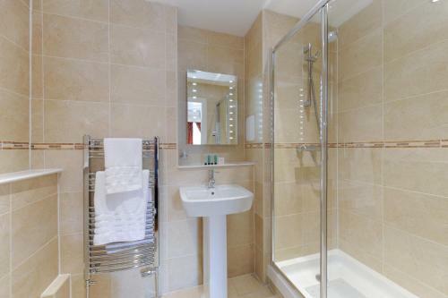 Apartamentos Edinburgh City Suites