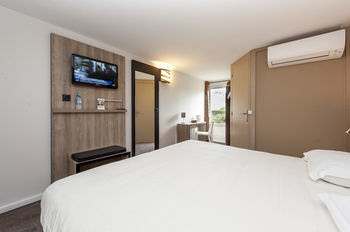 Brit Hotel Avignon Sud