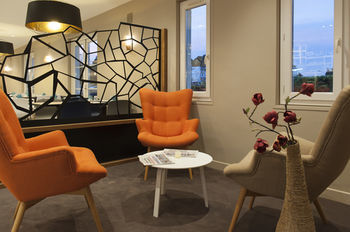 Brit Hotel Avignon Sud