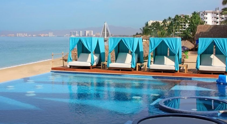 Hotel Almar Resort