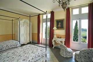 Hotel Hostellerie Du Chateau Des Fines Roches