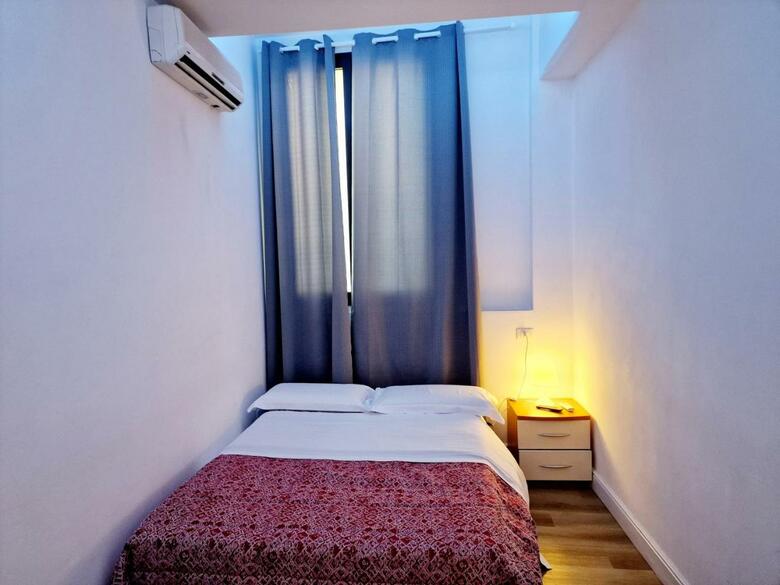 Albergue Youth Firenze 2000