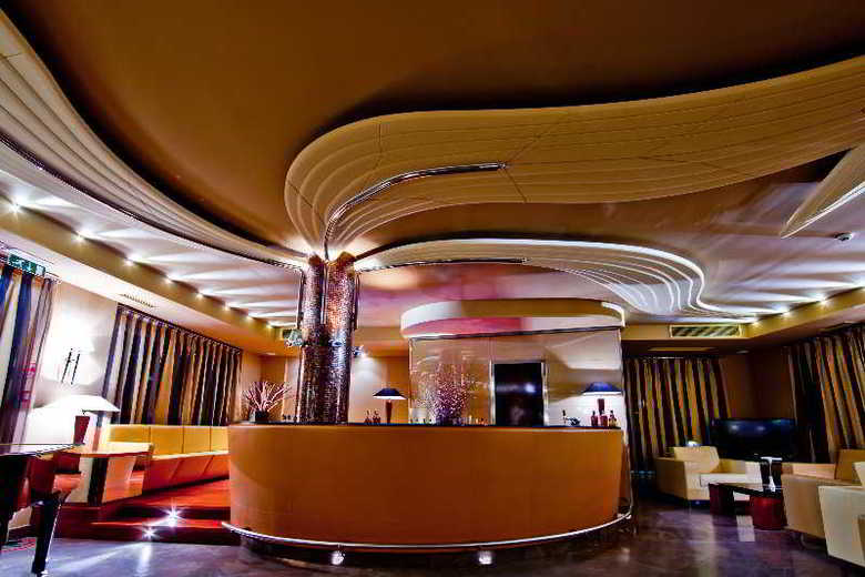Hotel Kristal Palace
