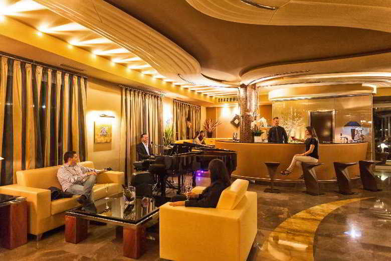 Hotel Kristal Palace