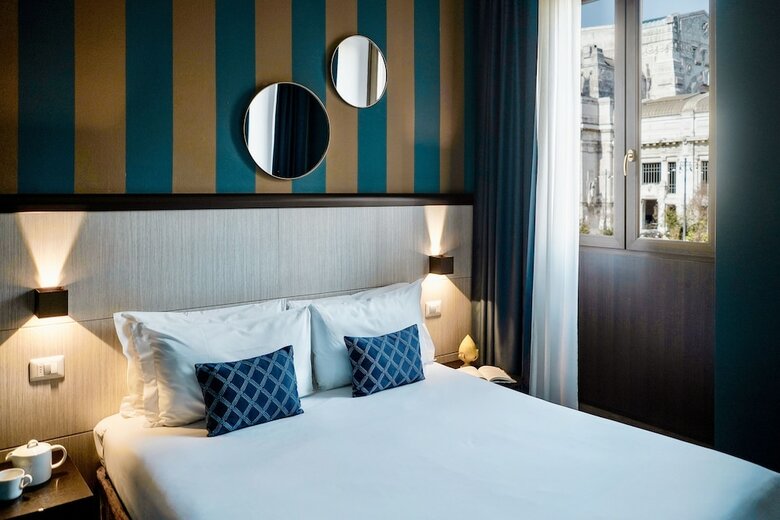 Esco Hotel