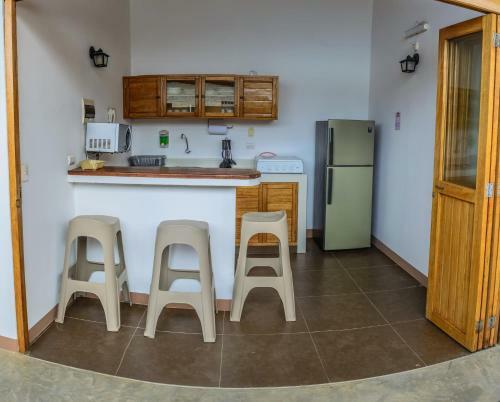 Akas Apartments