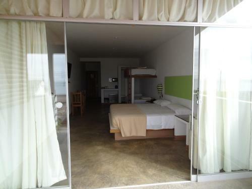 Akas Apartments