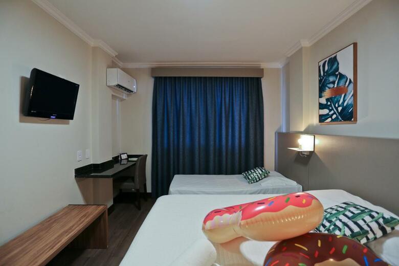 Sandri City Hotel