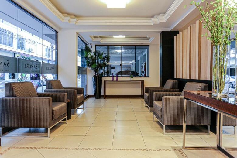 Sandri City Hotel