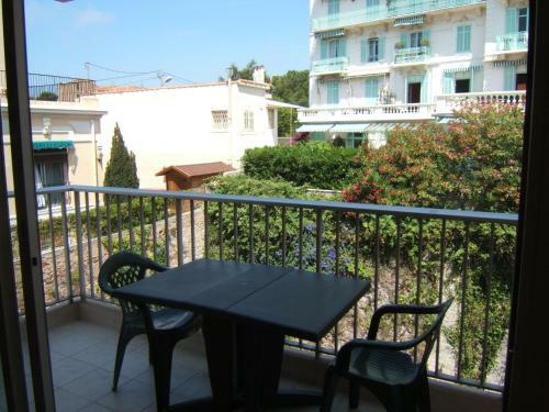 Apartamento Eden Residence