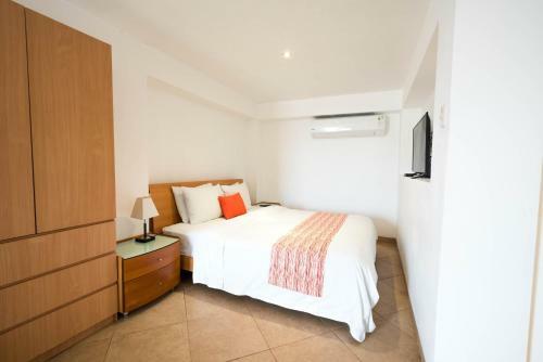 Hotel Baja Monta�ita