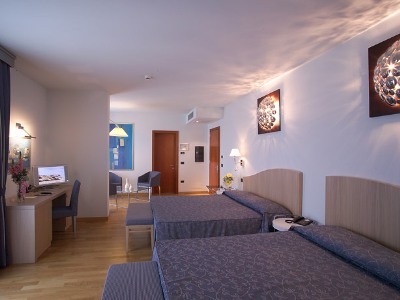 Hotel West Florence
